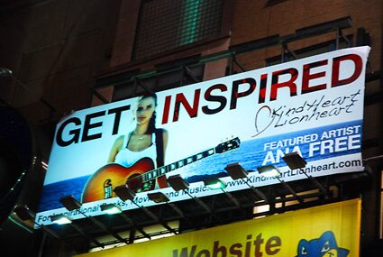ana_free_times_square.jpg